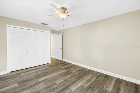 905 Serpentine Drive S St Petersburg FL 33705