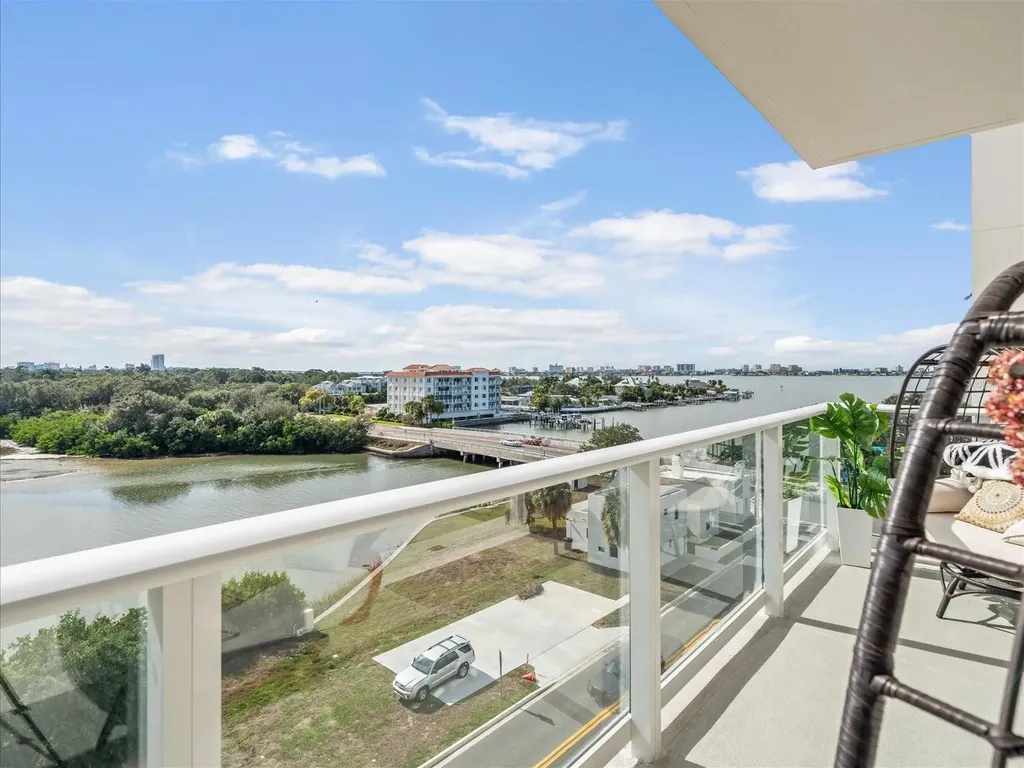 1020 Sunset Point Road Clearwater FL 33755