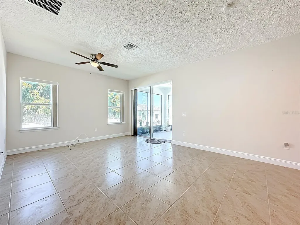 1906 Manatee Drive Kissimmee FL 34759
