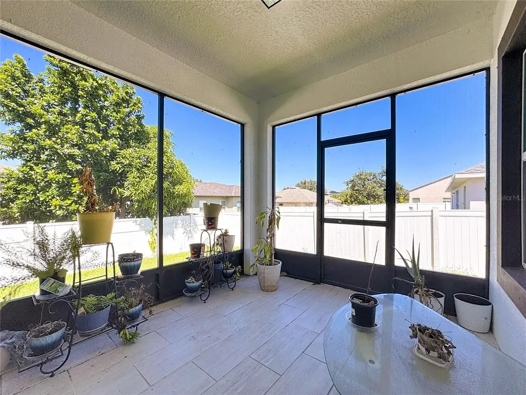 1906 Manatee Drive Kissimmee FL 34759
