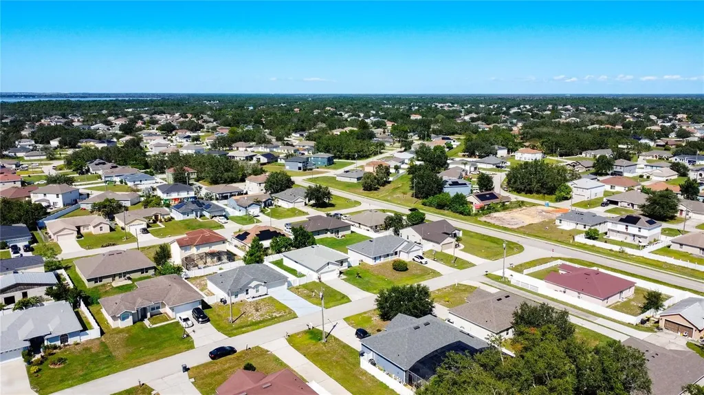 1906 Manatee Drive Kissimmee FL 34759