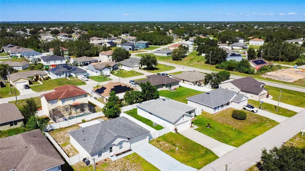 1906 Manatee Drive Kissimmee FL 34759