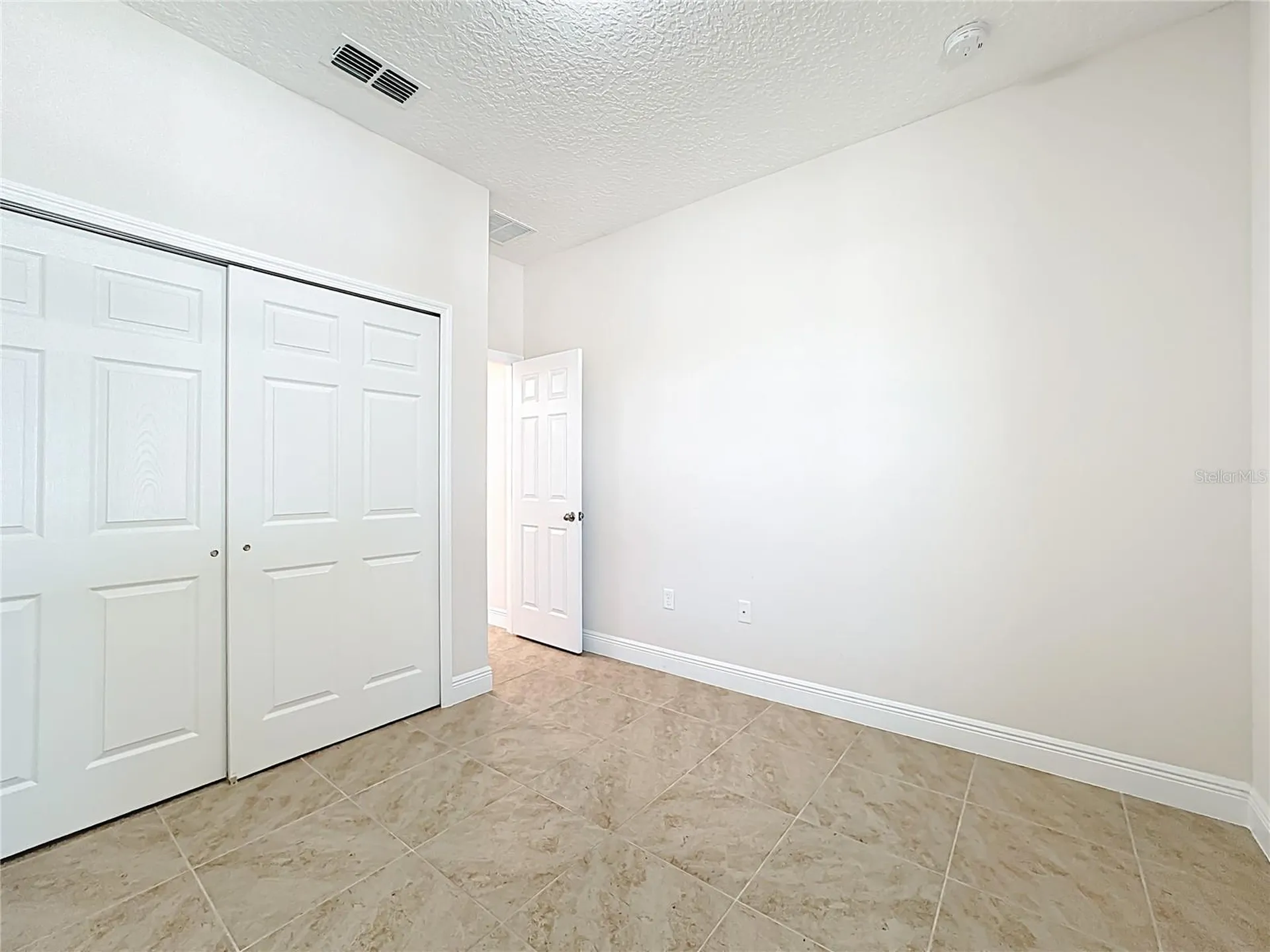 1906 Manatee Drive Kissimmee FL 34759