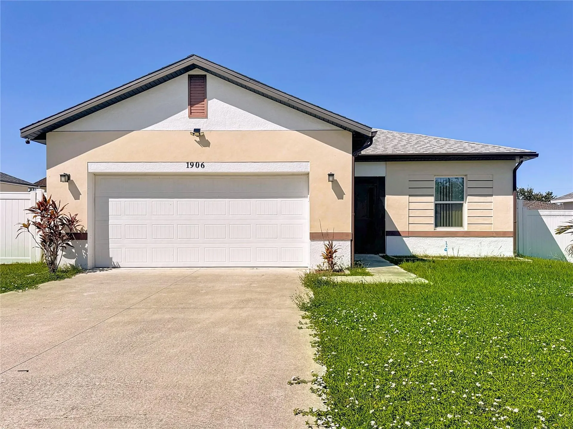 1906 Manatee Drive Kissimmee FL 34759