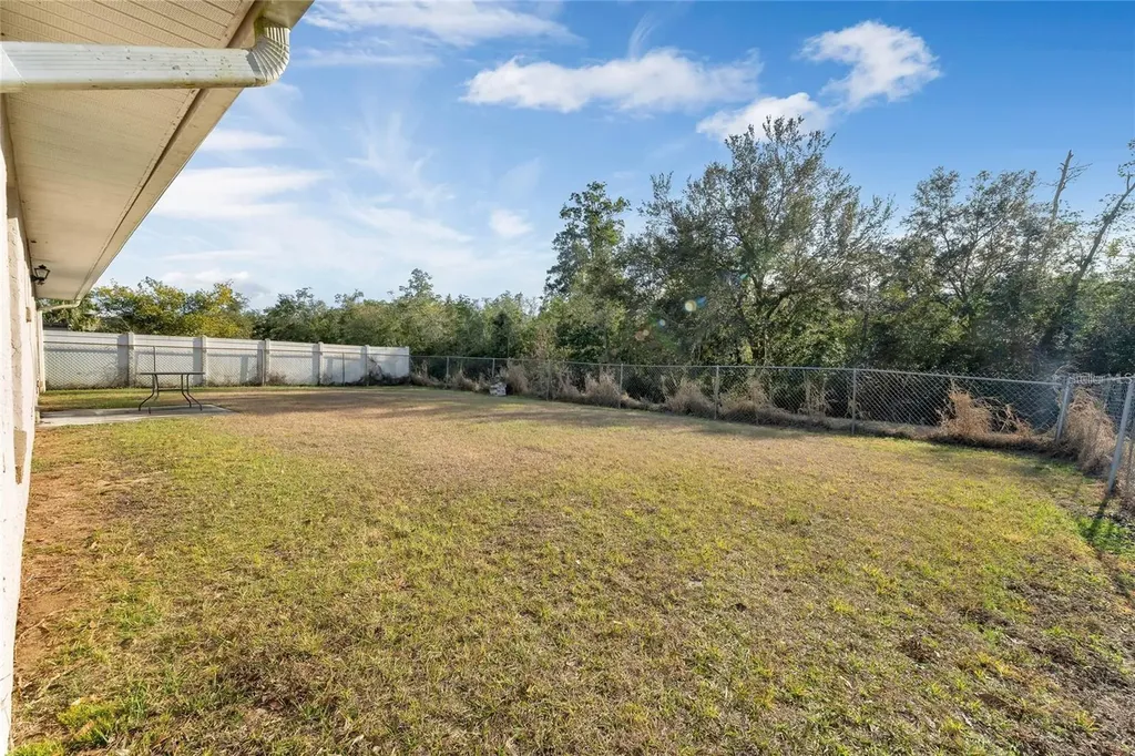 802 Darby Drive Kissimmee FL 34758