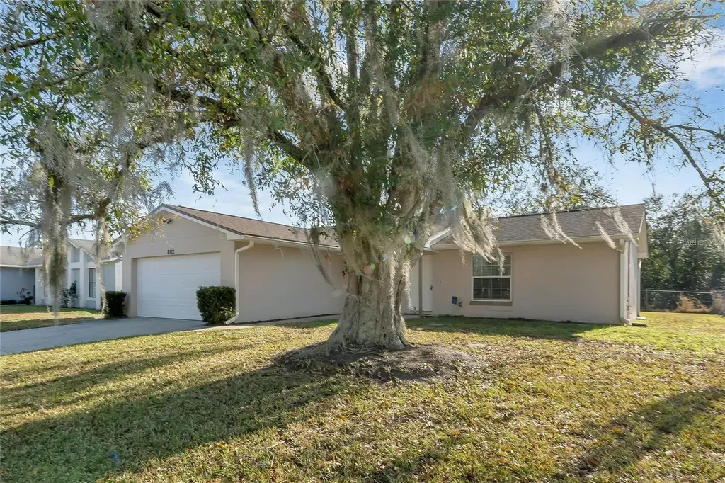 802 Darby Drive Kissimmee FL 34758