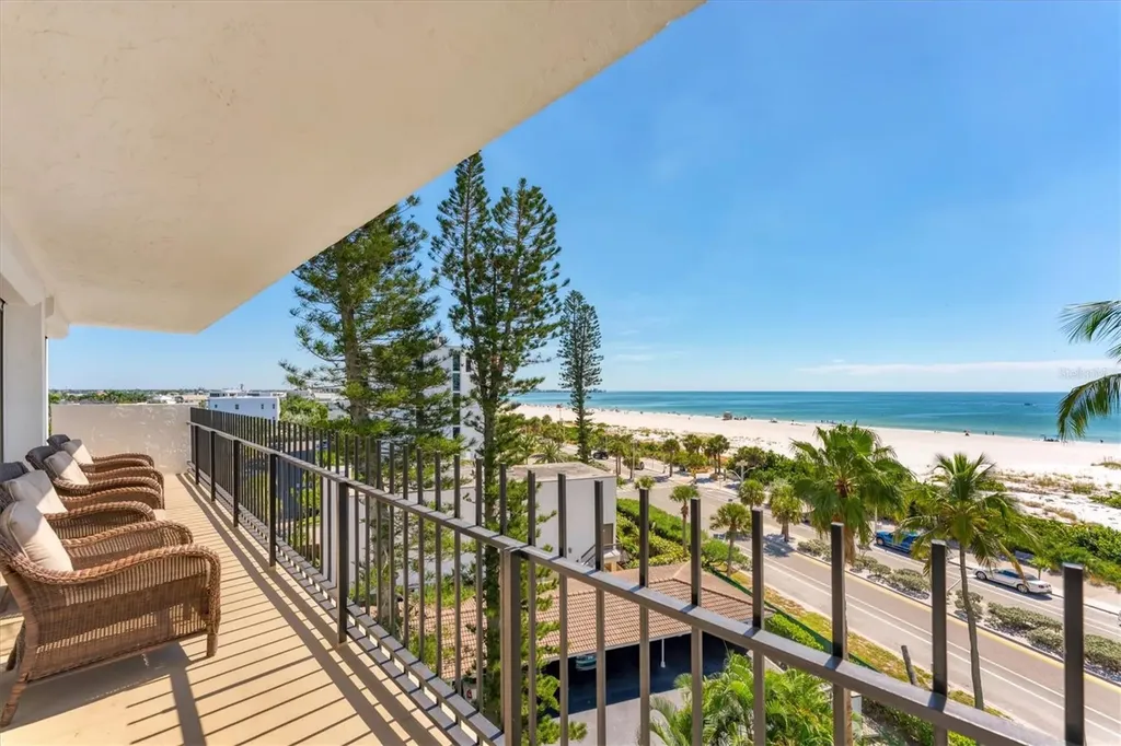 101 Benjamin Franklin Drive Sarasota FL 34236