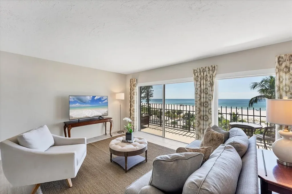 101 Benjamin Franklin Drive Sarasota FL 34236