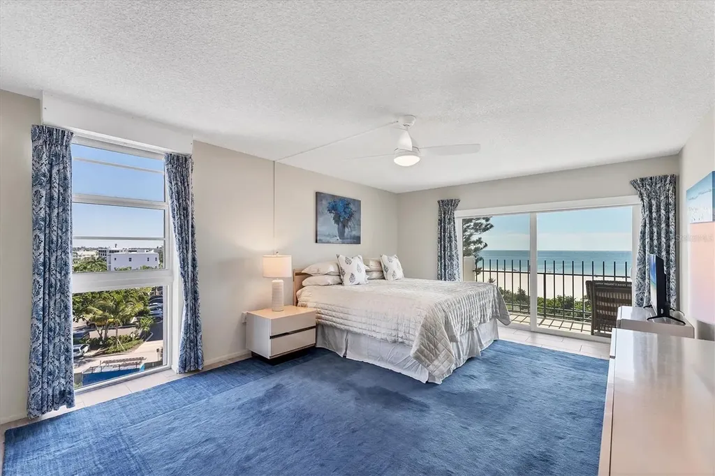 101 Benjamin Franklin Drive Sarasota FL 34236