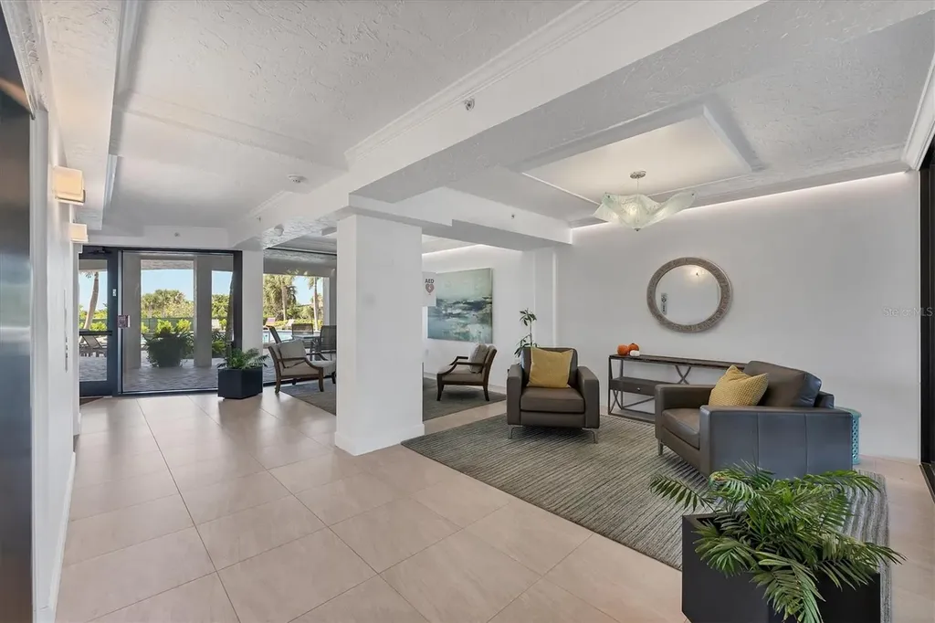 101 Benjamin Franklin Drive Sarasota FL 34236