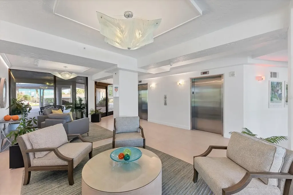 101 Benjamin Franklin Drive Sarasota FL 34236