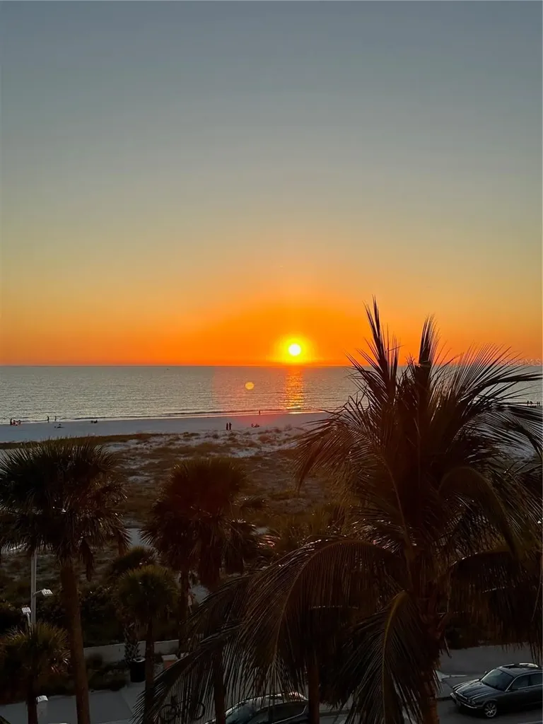 101 Benjamin Franklin Drive Sarasota FL 34236