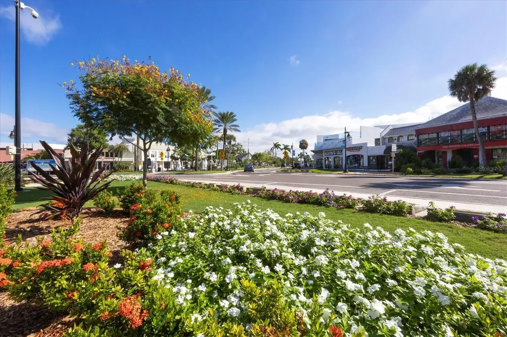 101 Benjamin Franklin Drive Sarasota FL 34236