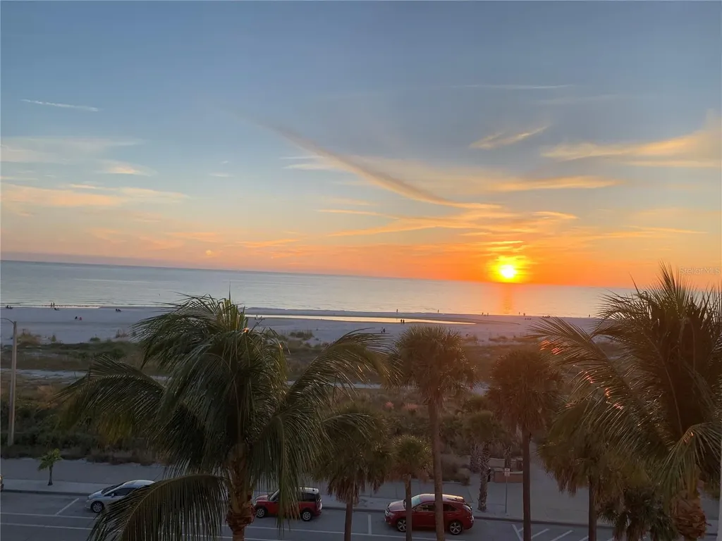 101 Benjamin Franklin Drive Sarasota FL 34236