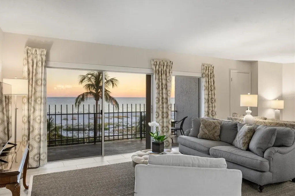 101 Benjamin Franklin Drive Sarasota FL 34236