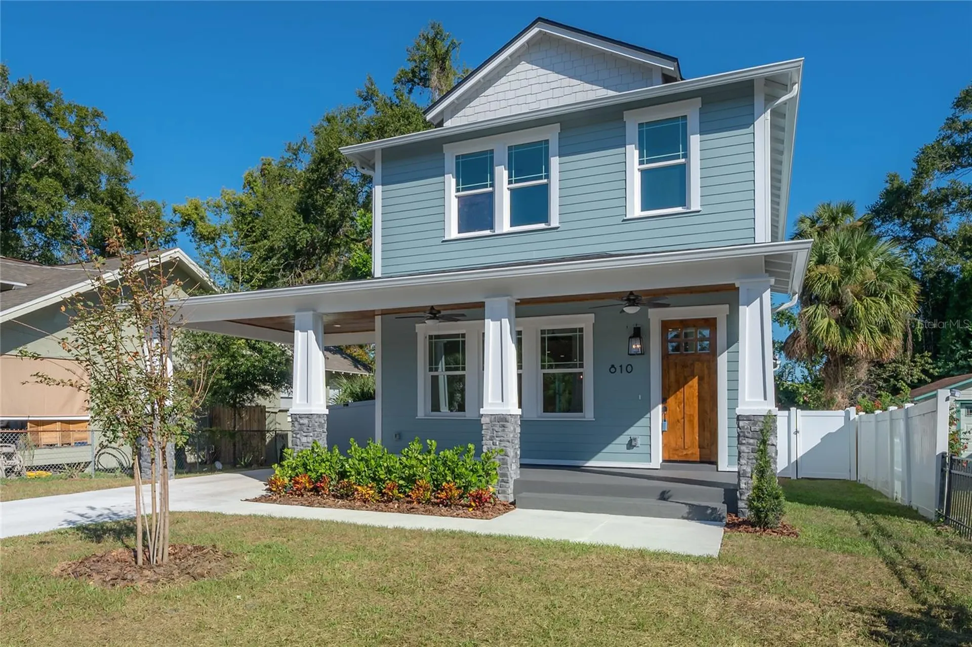 810 E Frierson Avenue Tampa FL 33603