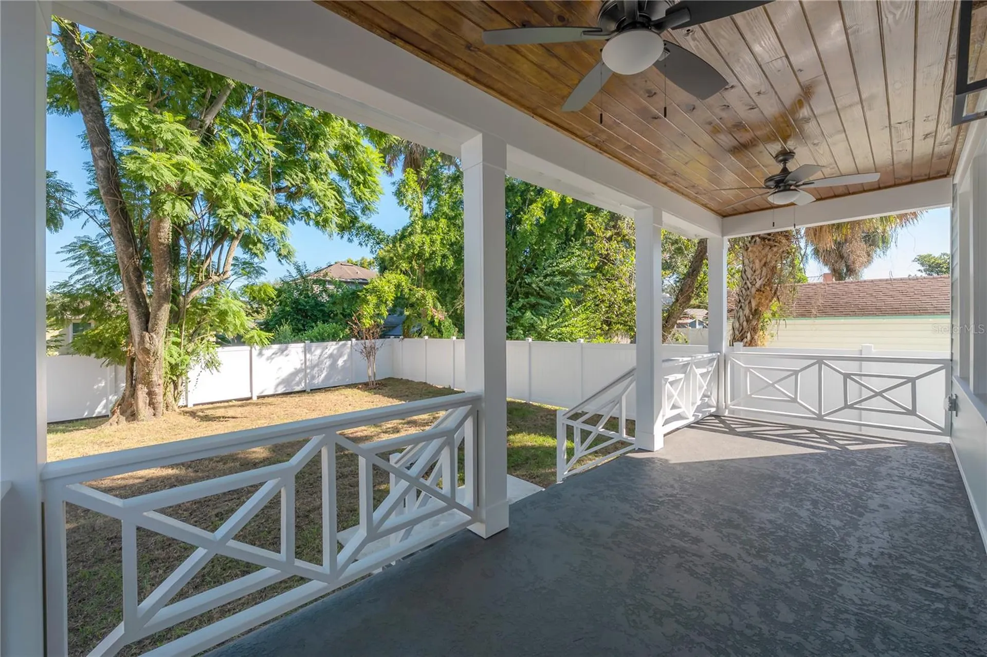 810 E Frierson Avenue Tampa FL 33603
