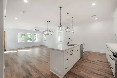 810 E Frierson Avenue Tampa FL 33603