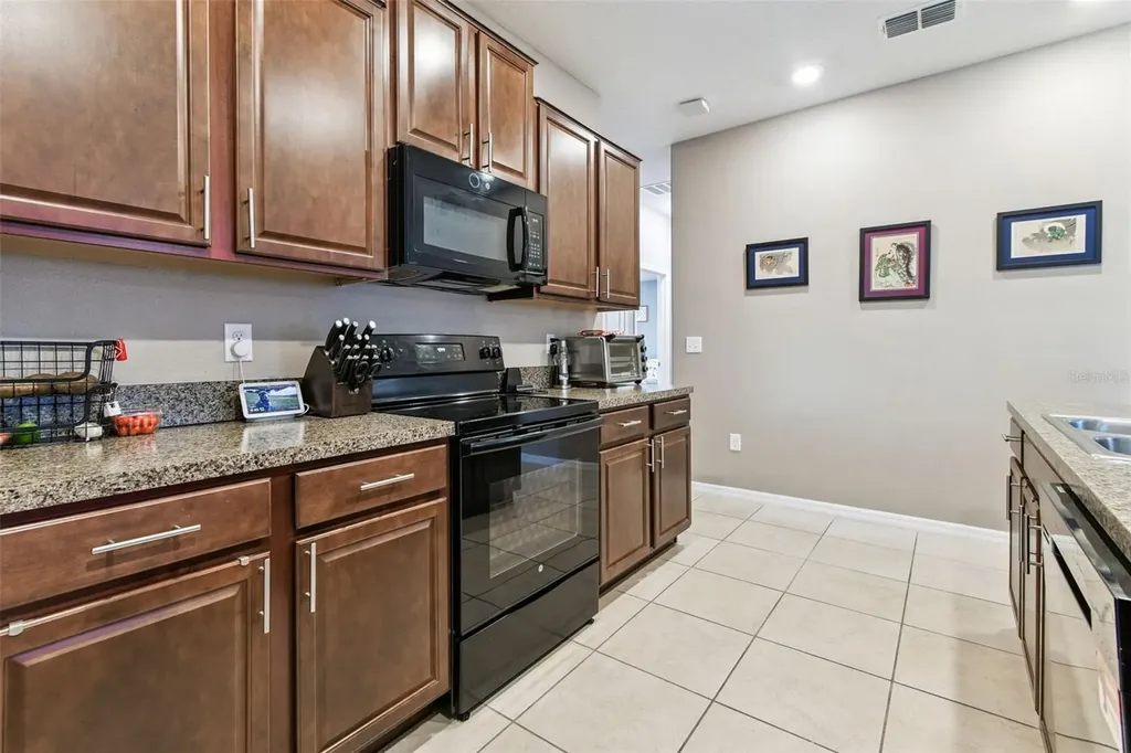 10112 Rosemary Leaf Lane Riverview FL 33578