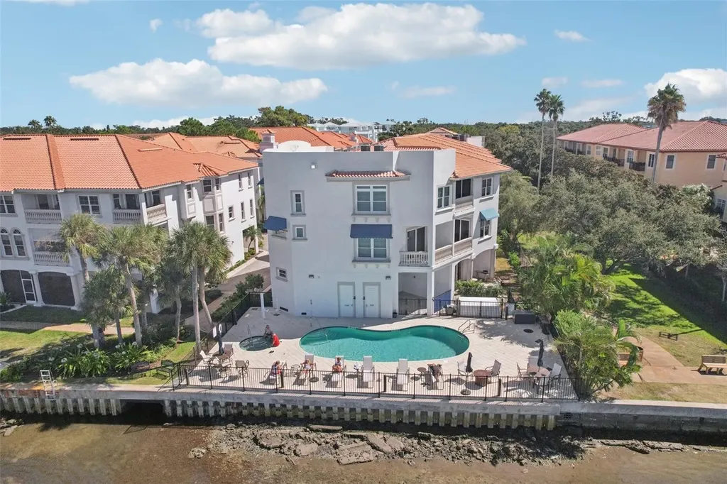 1340 Bayshore Boulevard Dunedin FL 34698