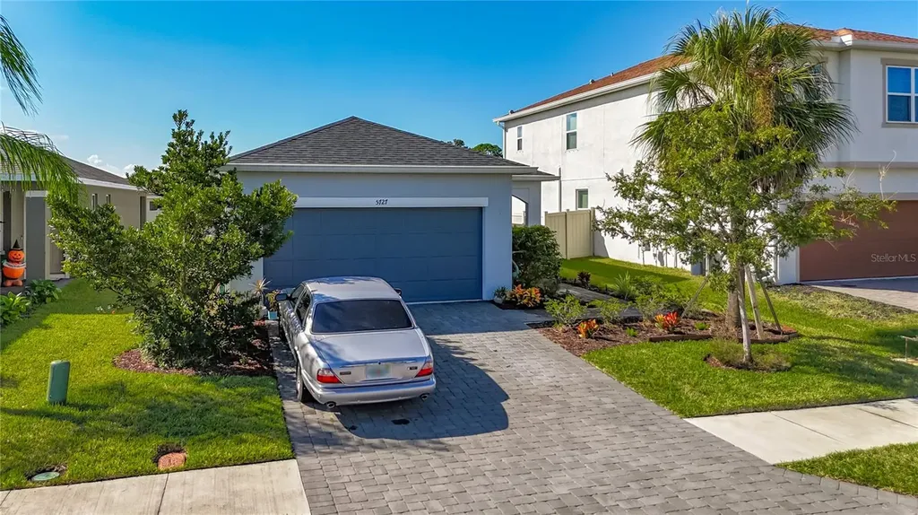 5727 Bungalow Grove Court Palmetto FL 34221