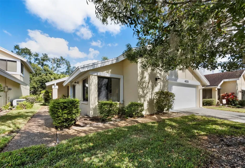 4133 Carriage Drive Sarasota FL 34241