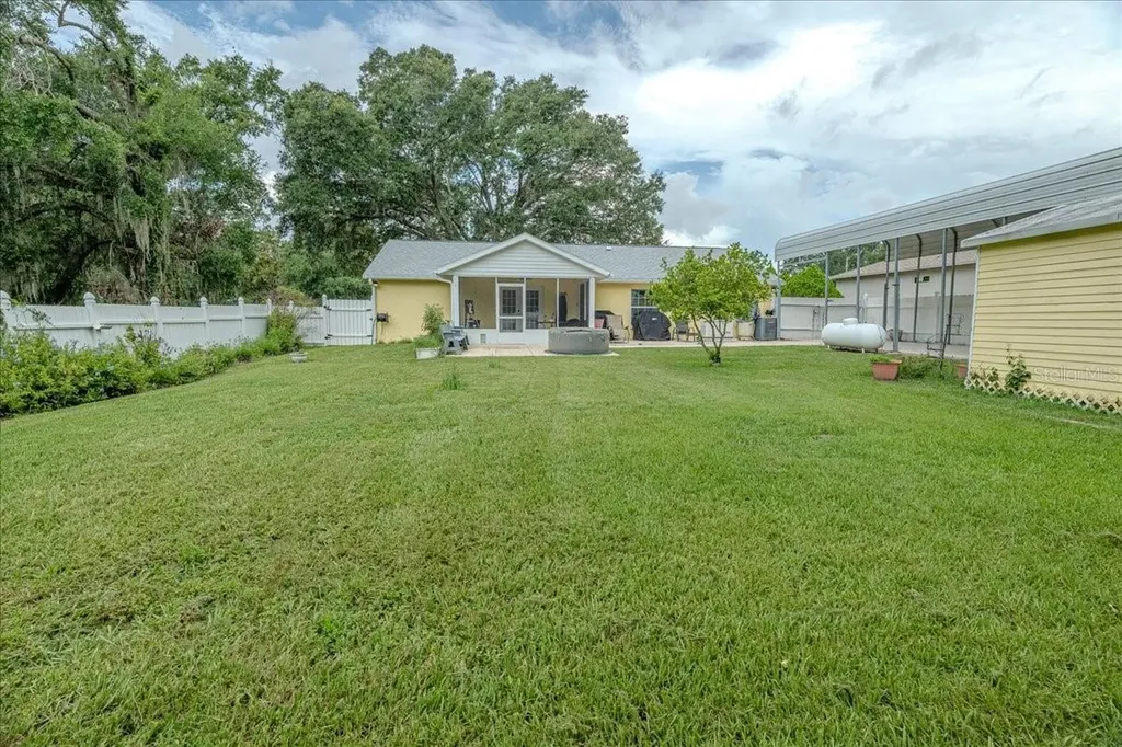 12028 San Angela Drive San Antonio FL 33576