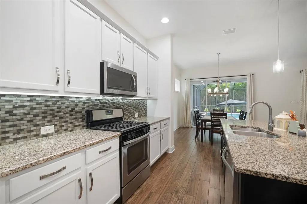 6337 Waves End Place Apollo Beach FL 33572