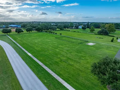 150 Berkley Knights Drive Auburndale FL 33823