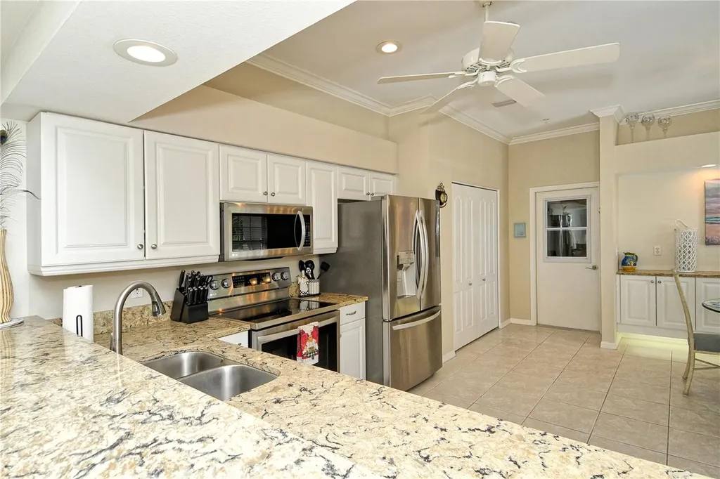 5240 Mahogany Run Avenue Sarasota FL 34241