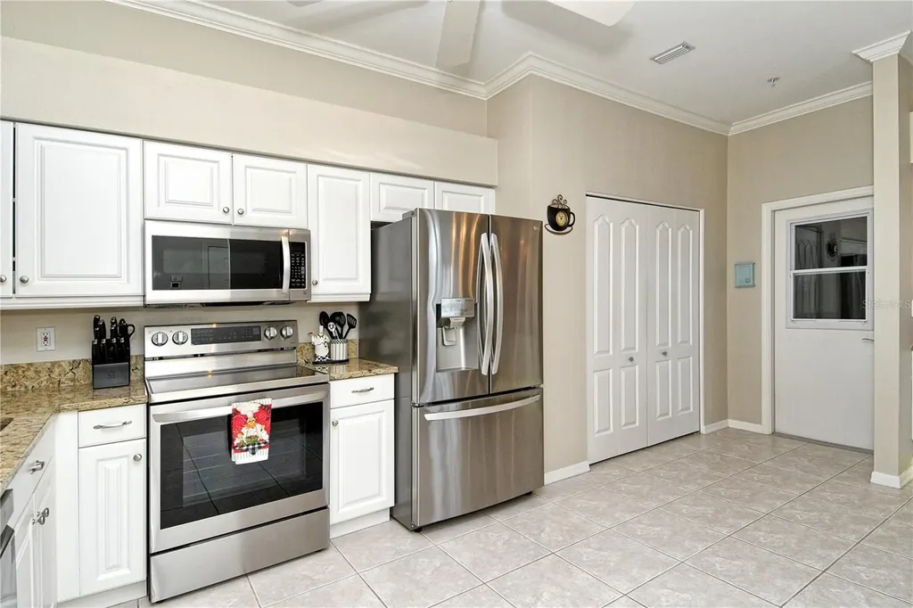 5240 Mahogany Run Avenue Sarasota FL 34241
