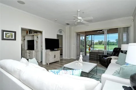 5240 Mahogany Run Avenue Sarasota FL 34241