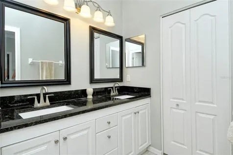 5240 Mahogany Run Avenue Sarasota FL 34241