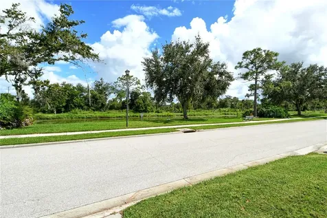 5240 Mahogany Run Avenue Sarasota FL 34241