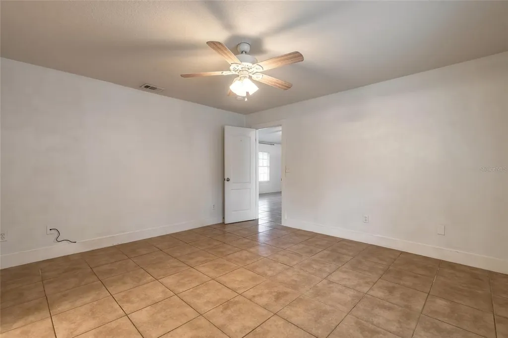 235 Lancaster Avenue Orange City FL 32763