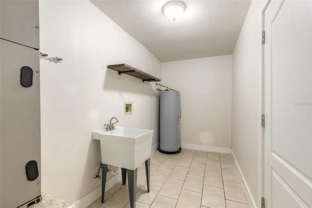 235 Lancaster Avenue Orange City FL 32763