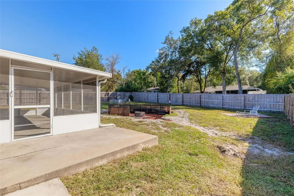 235 Lancaster Avenue Orange City FL 32763