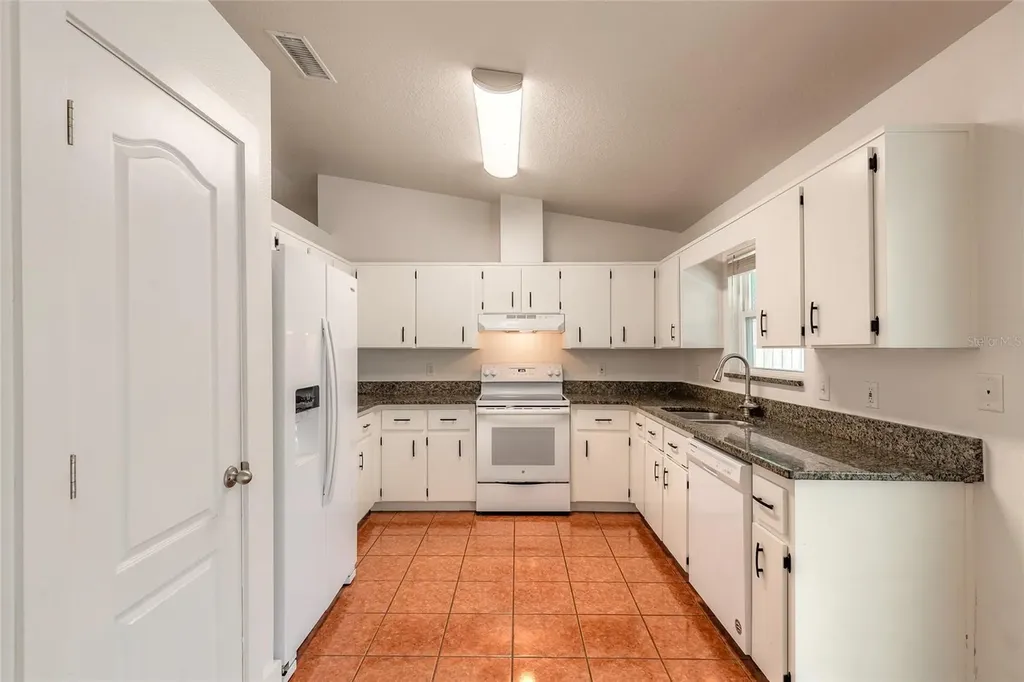 235 Lancaster Avenue Orange City FL 32763