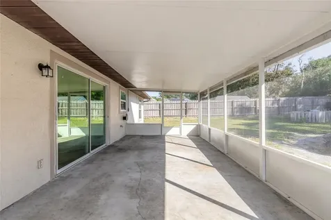 235 Lancaster Avenue Orange City FL 32763