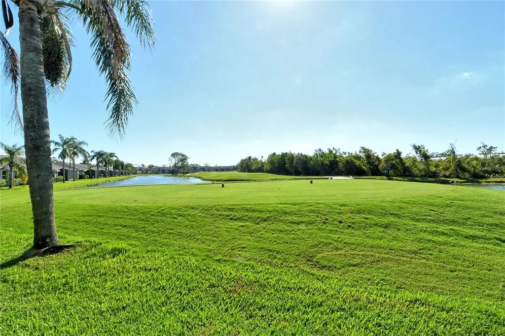 5156 Mahogany Run Avenue Sarasota FL 34241
