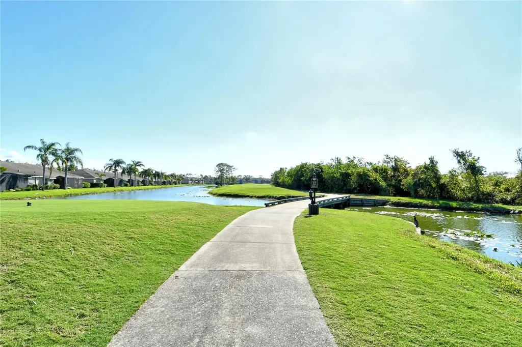 5156 Mahogany Run Avenue Sarasota FL 34241