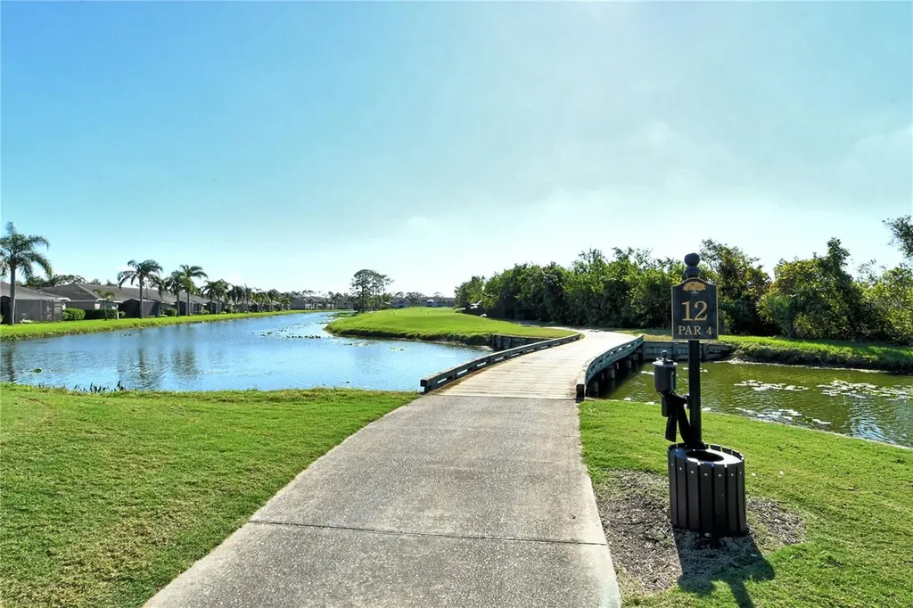 5156 Mahogany Run Avenue Sarasota FL 34241