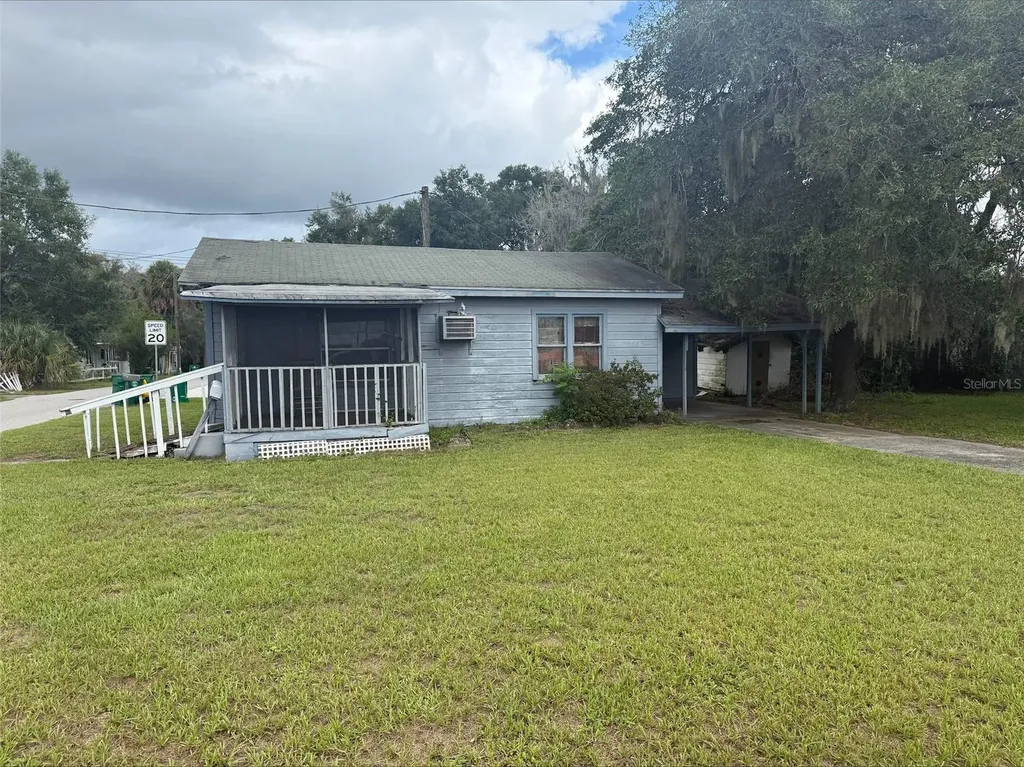 351 S Osceola Street Deland FL 32724