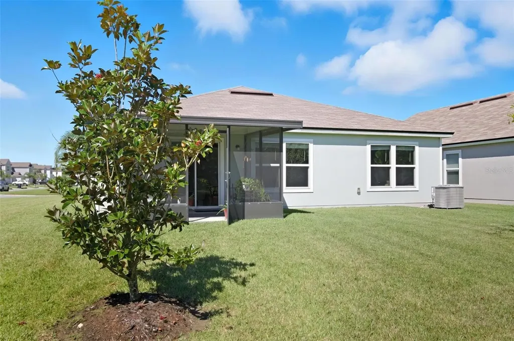 2 Pinnacle Place Bunnell FL 32110