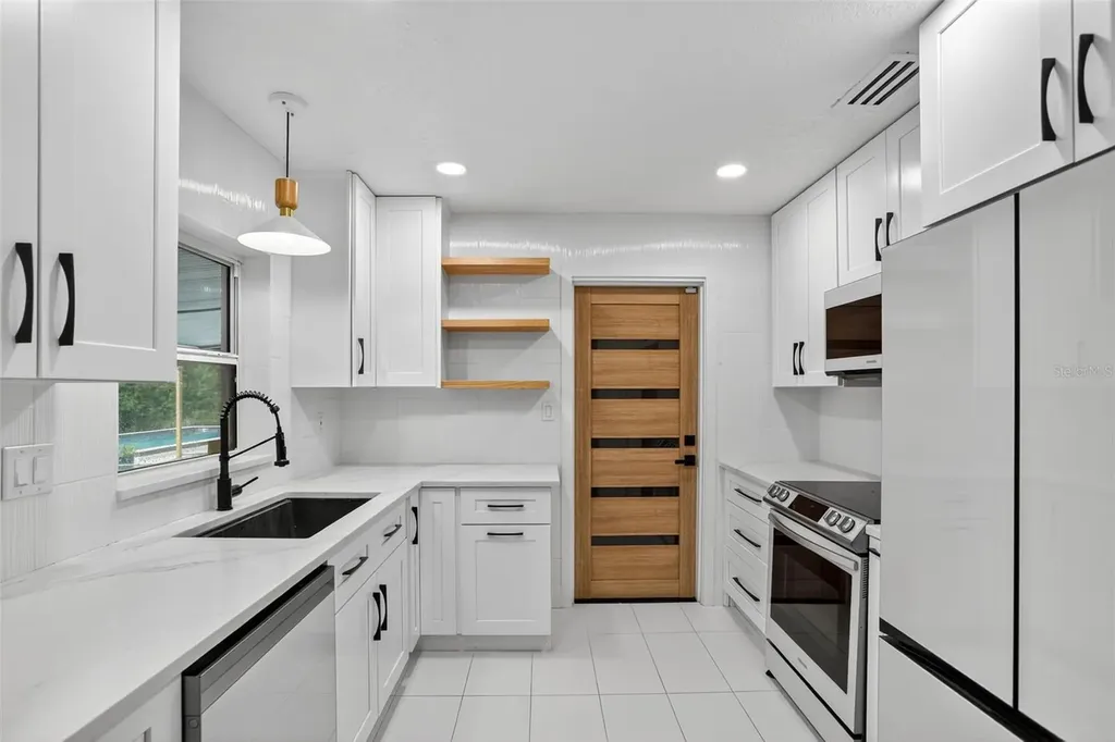 832 Thalia Drive Orlando FL 32807