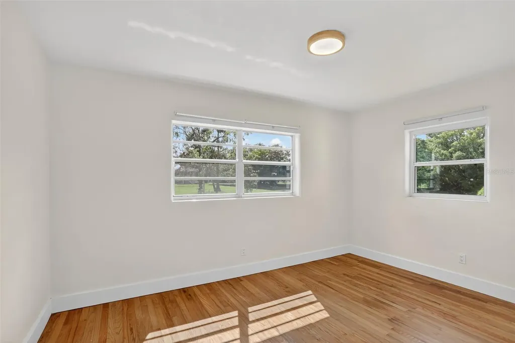 832 Thalia Drive Orlando FL 32807