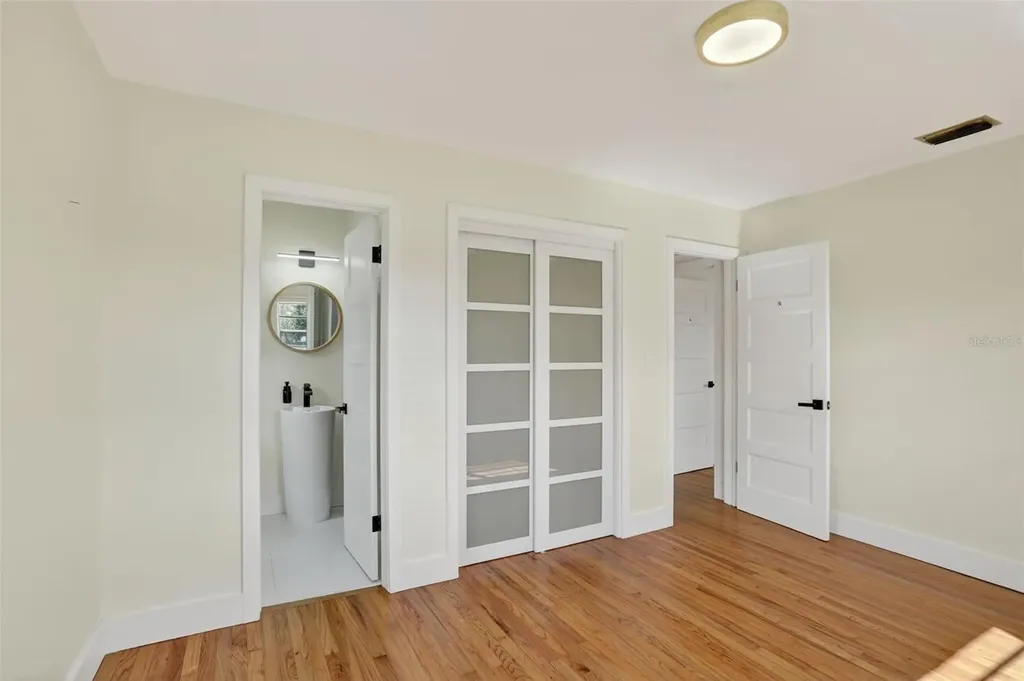 832 Thalia Drive Orlando FL 32807
