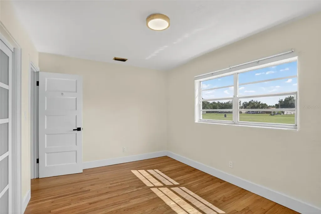 832 Thalia Drive Orlando FL 32807
