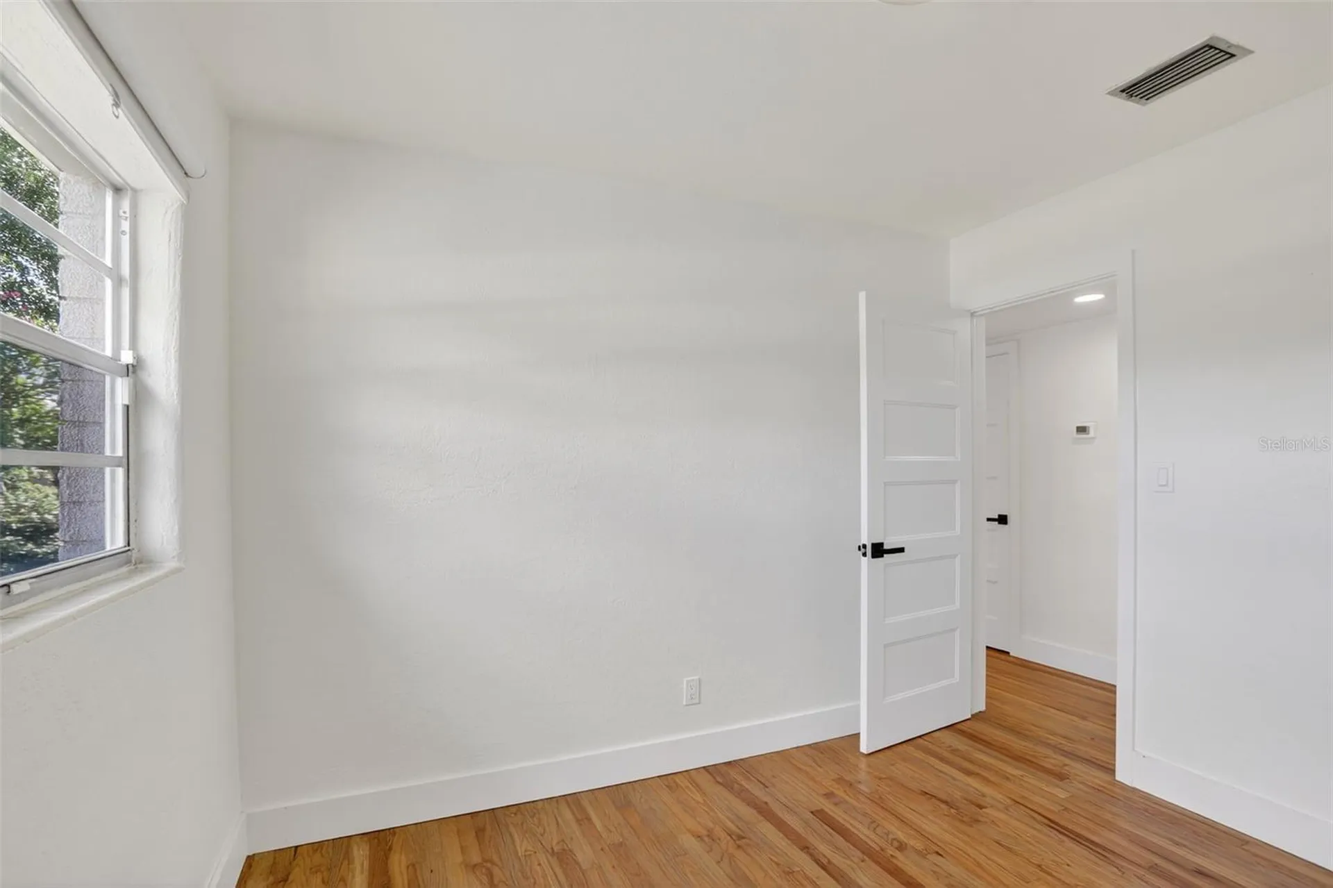 832 Thalia Drive Orlando FL 32807
