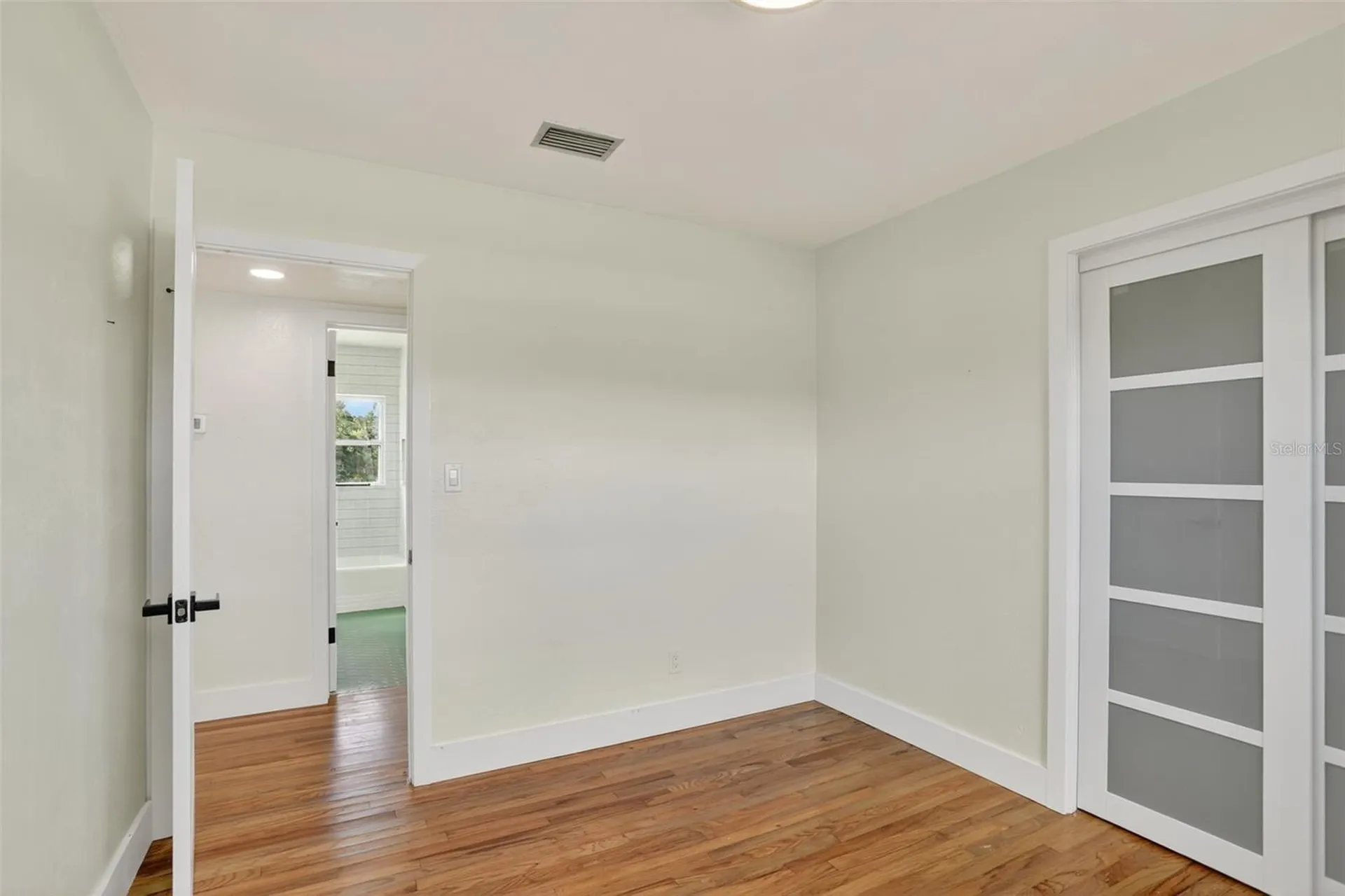 832 Thalia Drive Orlando FL 32807